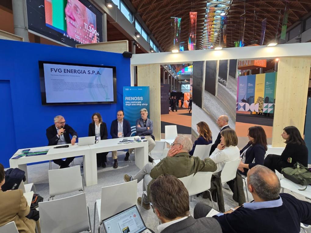 Rimini tavolo da lontano 2