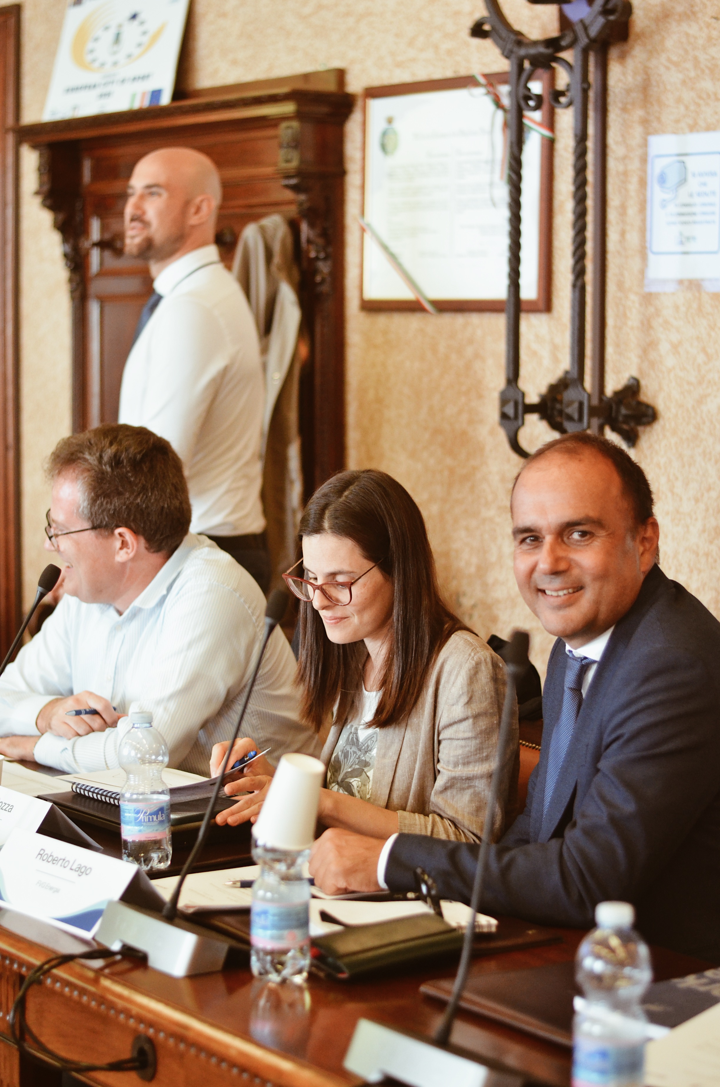 L'ing. Roberto Lago, primo da destra, tra i relatori del convegno